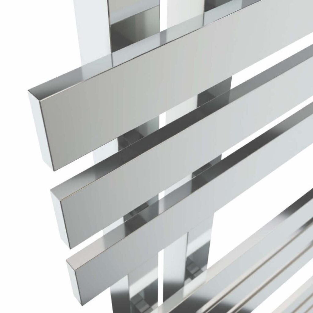 Lizz 600X800 Chrome Towel Rail
