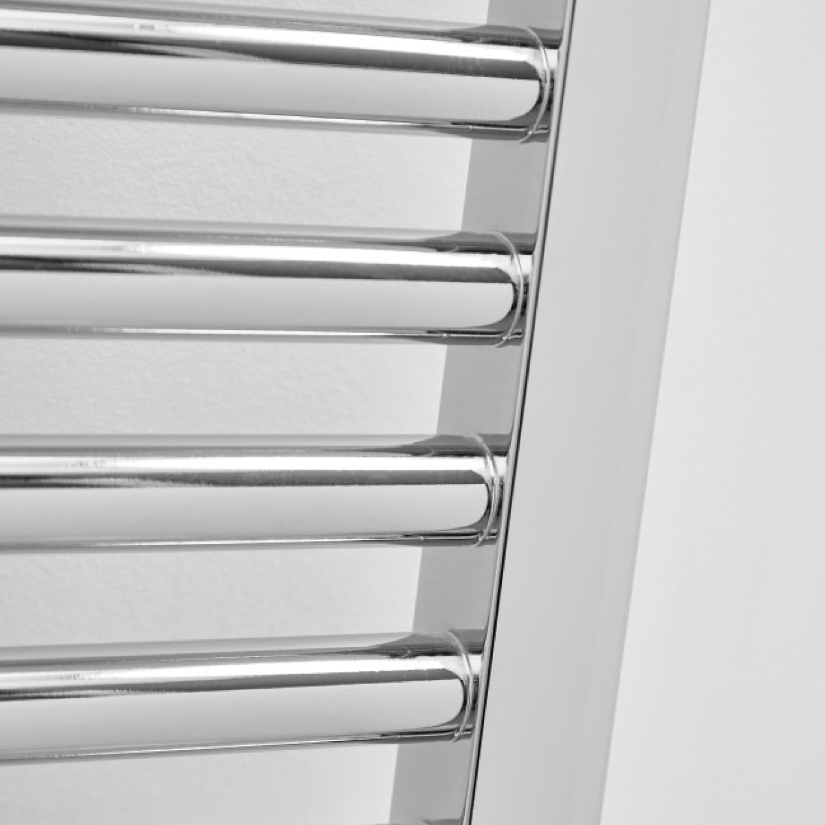 Strike Chrome 400X1200 Towel Rail